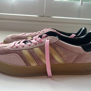Brand new GUCCI Adidas Gazelle inspo pink velvet with gold sneakers size 6